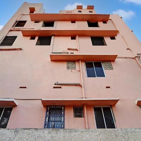 Queen D Tower - By Grands Inn Hospitality Tallākulam 外观 照片